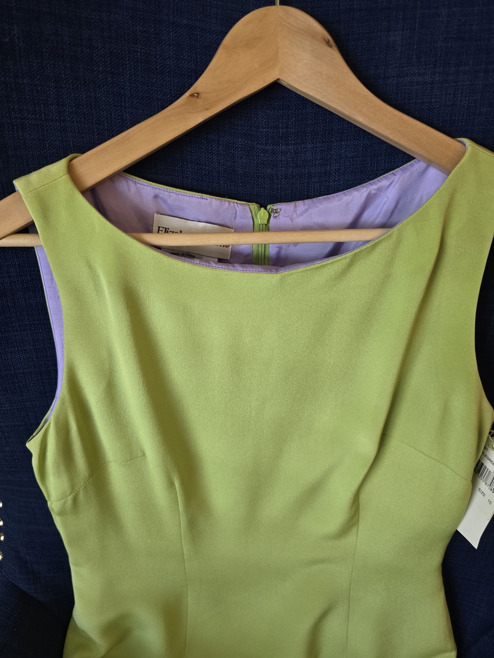 Apple Green Shift Dress - Elegant Women's Dress 100% Silk - Picture 4 of 8